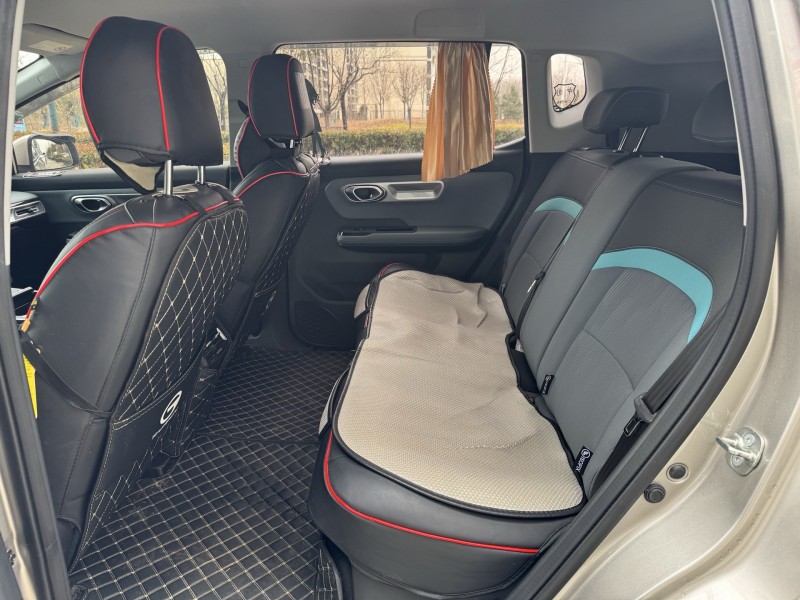 济宁25年传祺埃安Y6