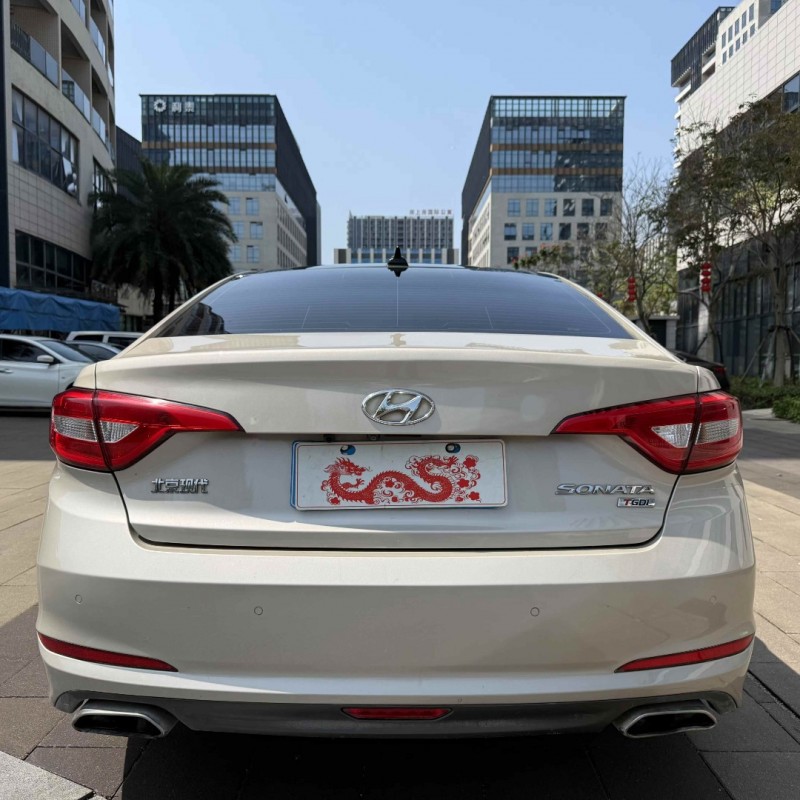 佛山16年现代菲斯塔9