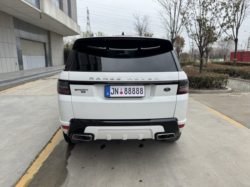 济宁21年路虎揽胜运动9