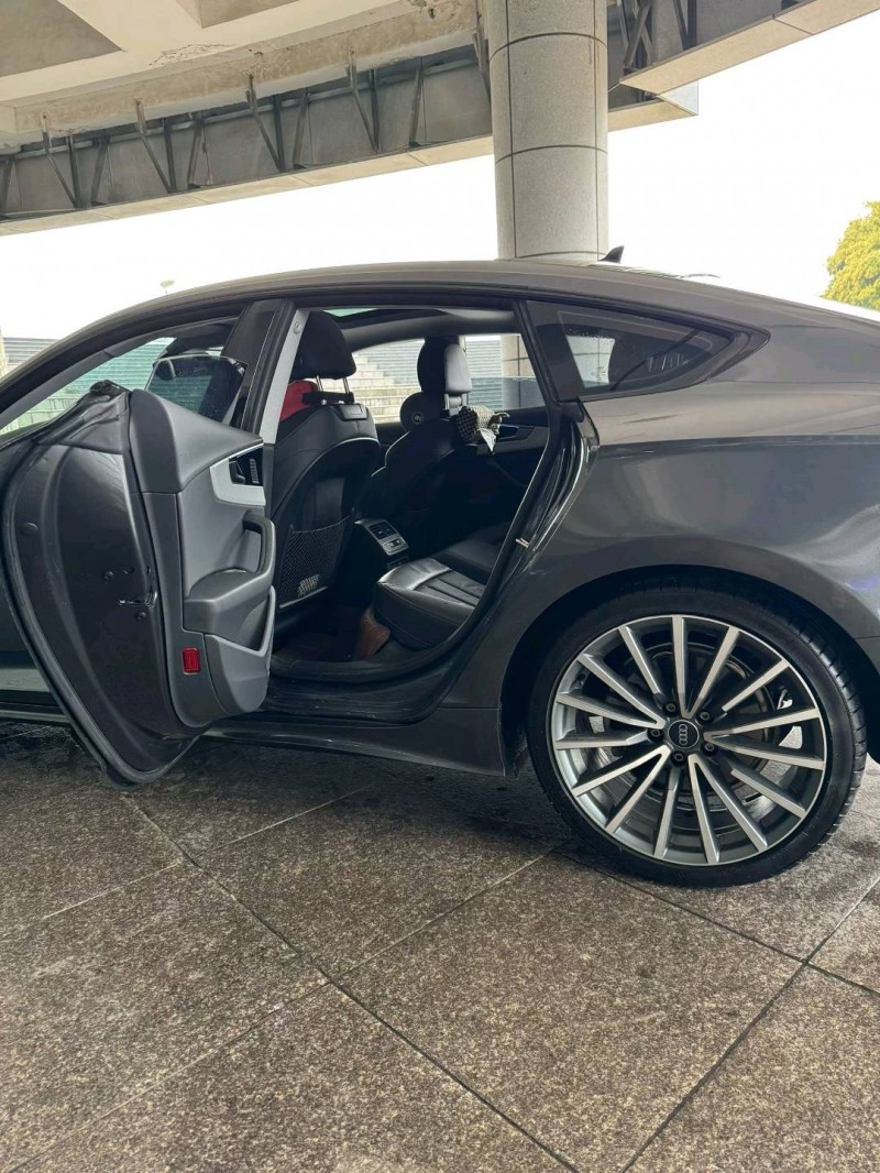 安慶24年奧迪A52