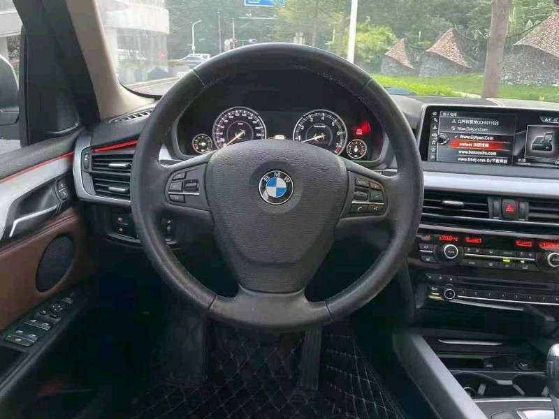 深圳19年寶馬X56