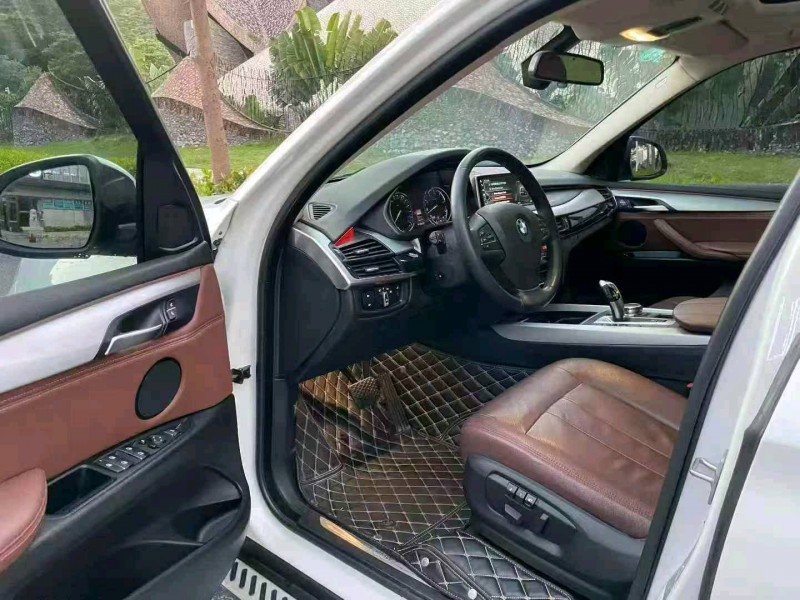 深圳19年寶馬X59