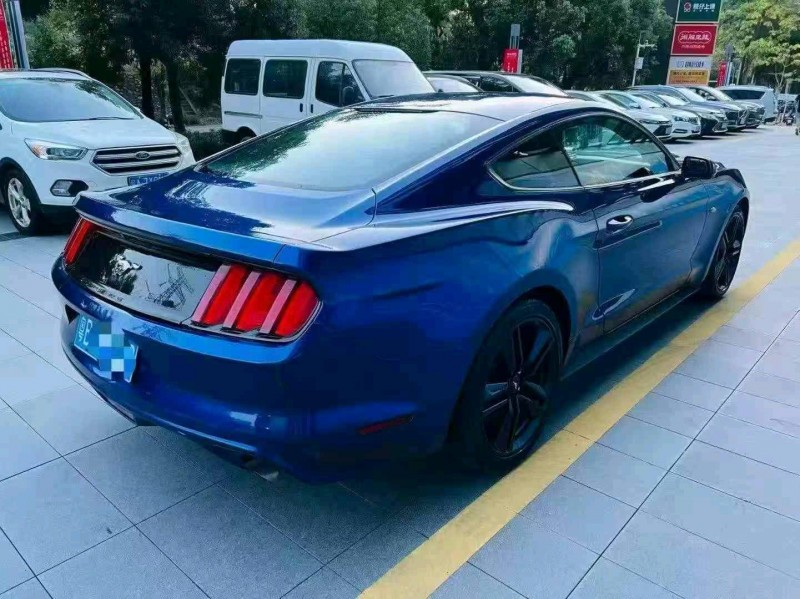 广州16年福特野马8