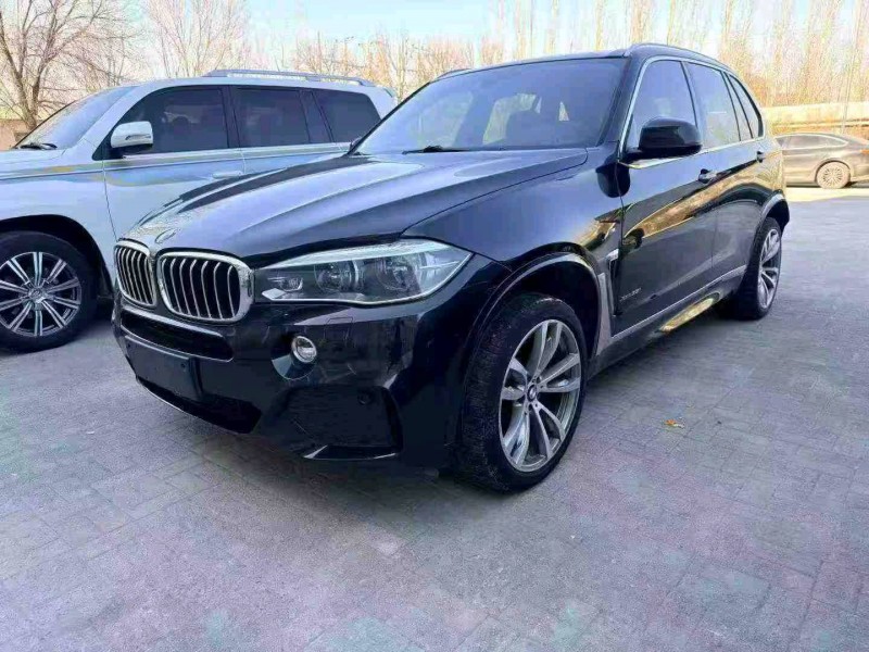 天津18年宝马X53