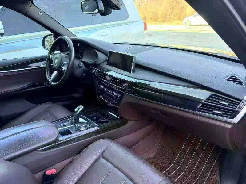 天津18年宝马X55