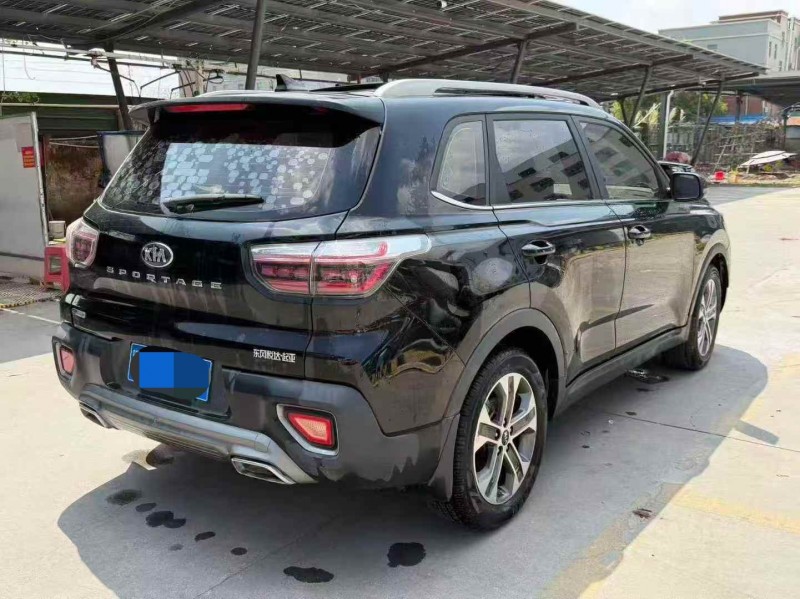 廣州19年起亞智跑8