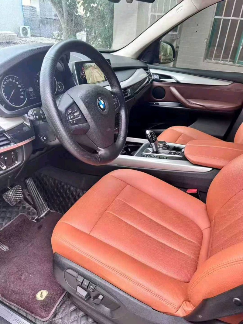 襄陽18年寶馬X56