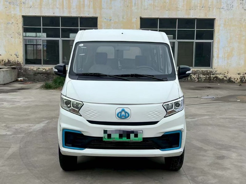 菏泽25年长安汽车跨越星1