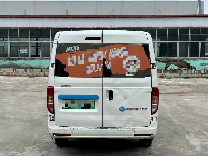 菏泽25年长安汽车跨越星9