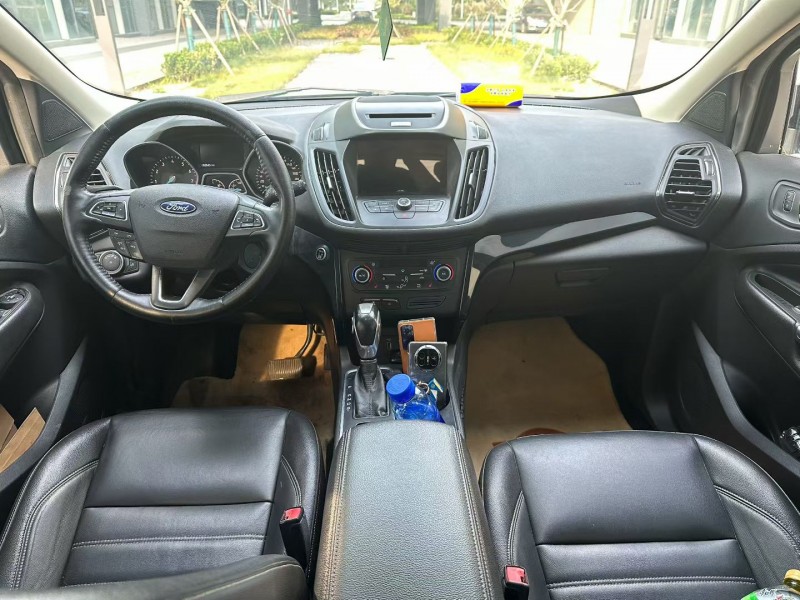 青島18年福特翼虎7