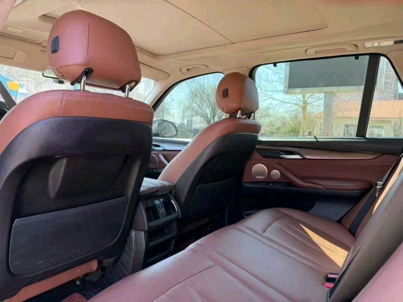 淄博17年宝马X58