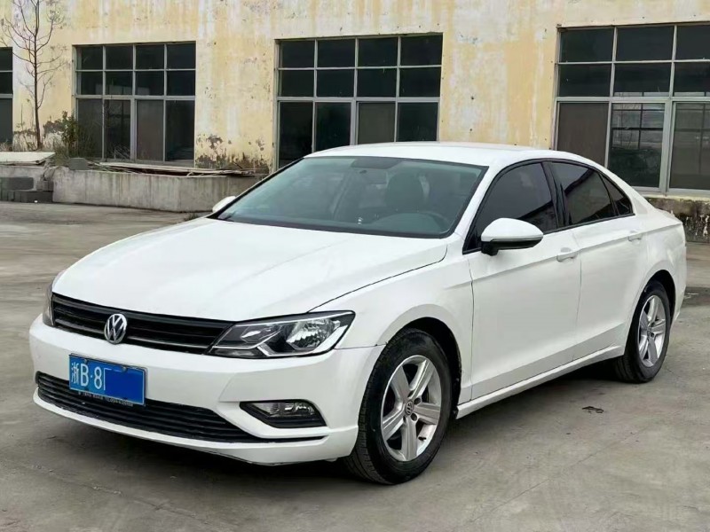 菏泽17年大众凌渡3