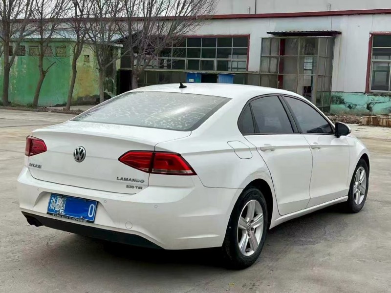 菏泽17年大众凌渡7