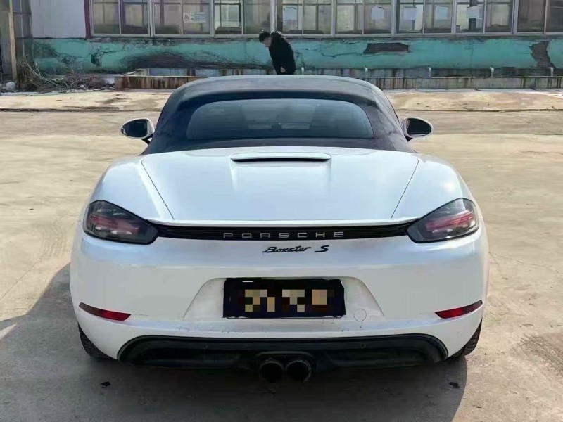 菏泽17年保时捷7189