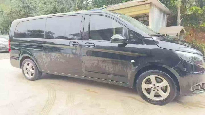 昭通21年奔馳威霆2