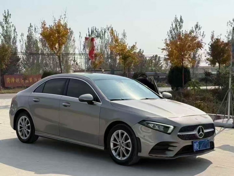 菏澤20年奔馳A2