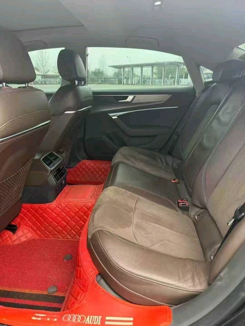 重慶23年奧迪A7L8