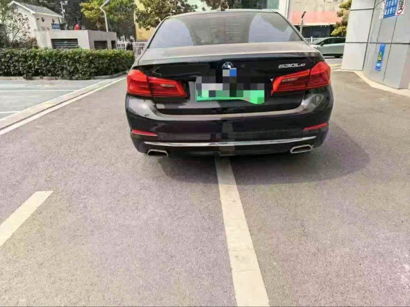 銅陵21年寶馬5系9