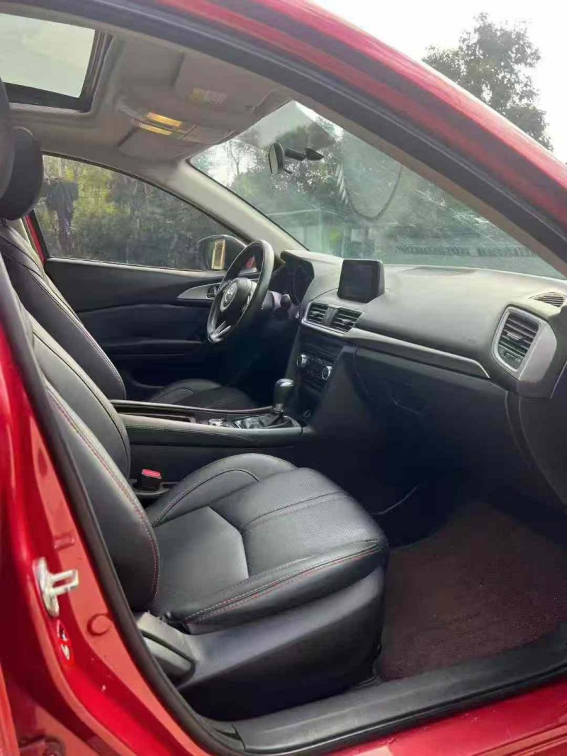 襄陽18年馬自達昂克賽拉6