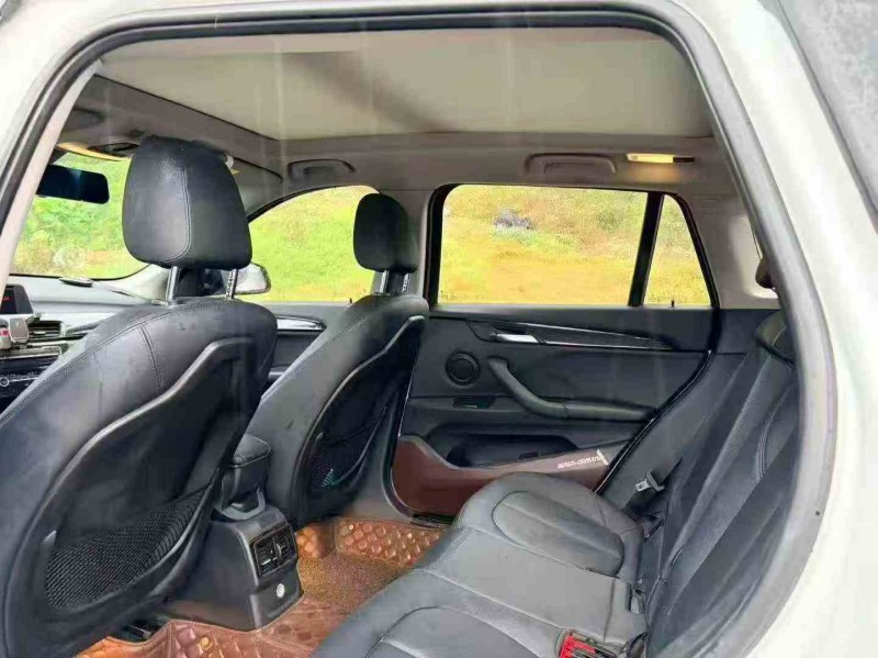 三明18年寶馬X16