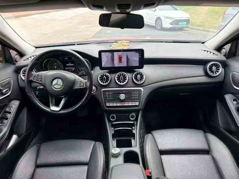 三明17年奔馳GLA7