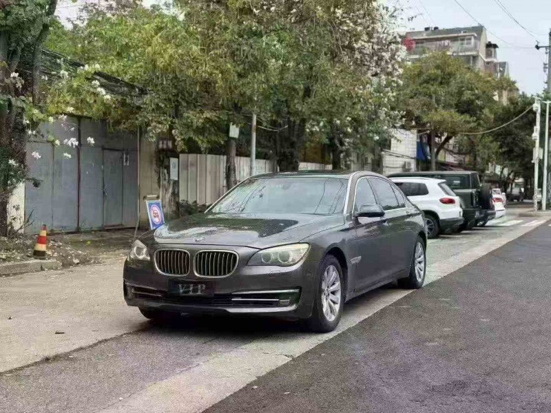 三明14年宝马7系3