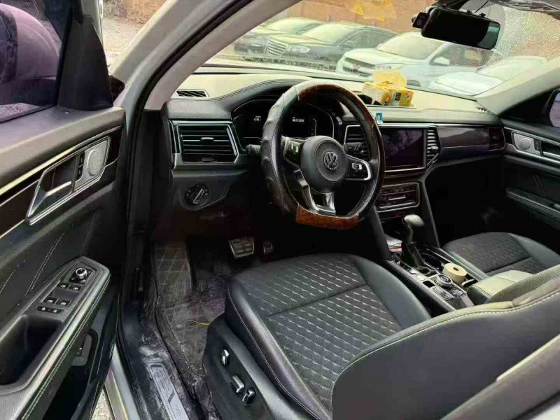 思茅21年大眾途昂8