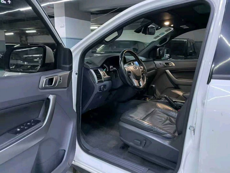 深圳17年福特撼路者4