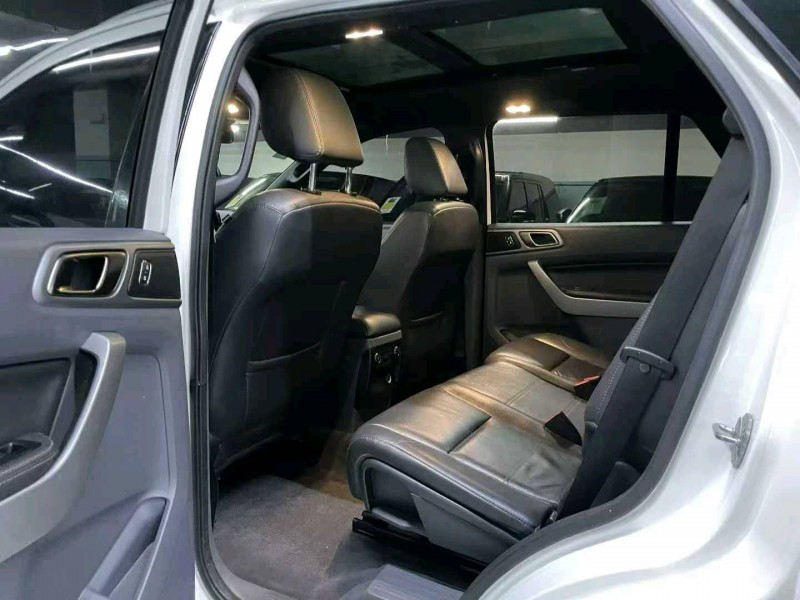 深圳17年福特撼路者5