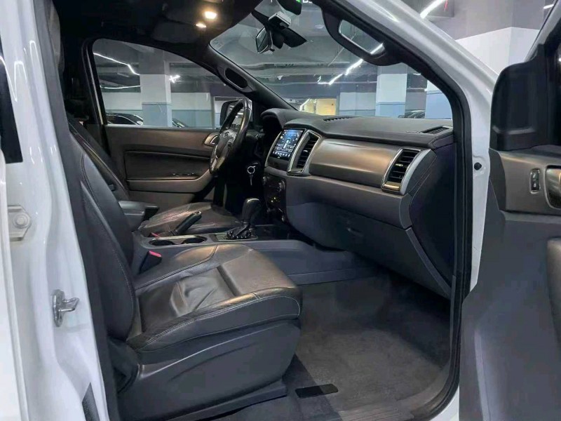 深圳17年福特撼路者8