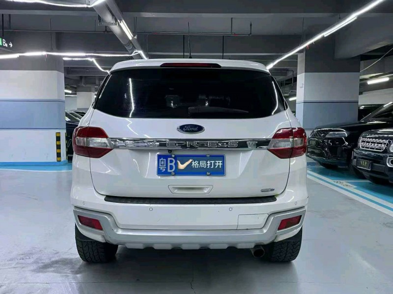 深圳17年福特撼路者9
