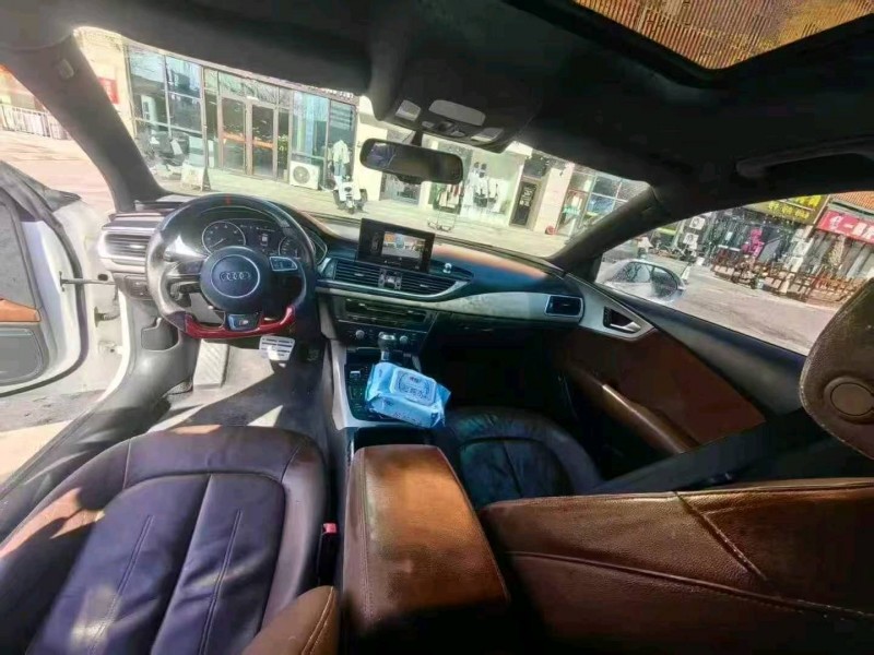 青岛16年奥迪A7L7