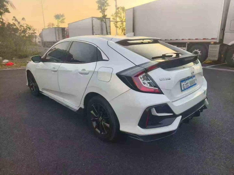 钦州21年本田思域8