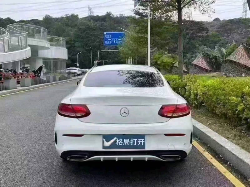 深圳17年奔馳C9