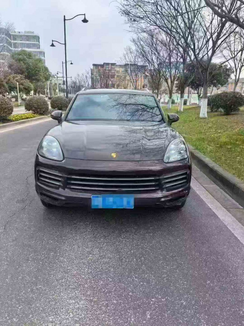 金华19年保时捷卡宴1