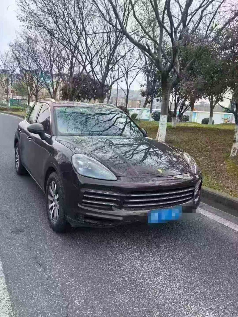 金华19年保时捷卡宴3