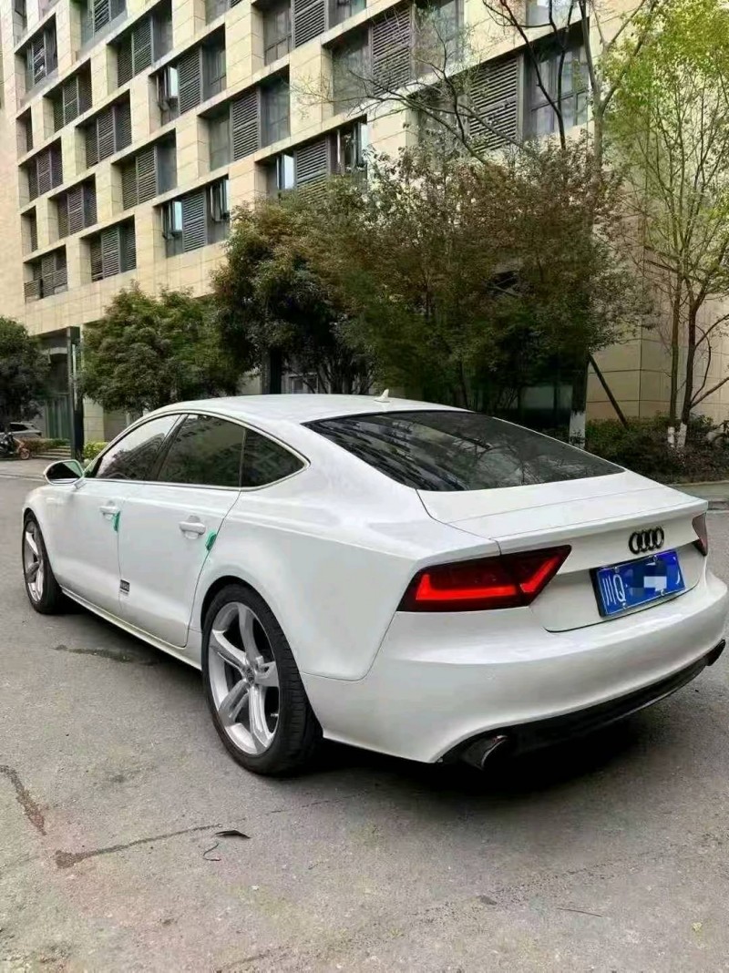 成都15年奥迪A7L9
