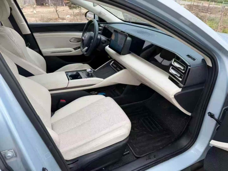 金華24年比亞迪秦5