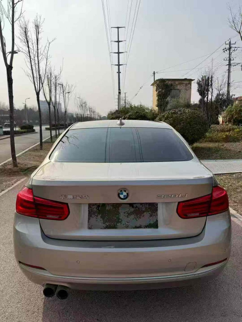 枣庄18年宝马3系9