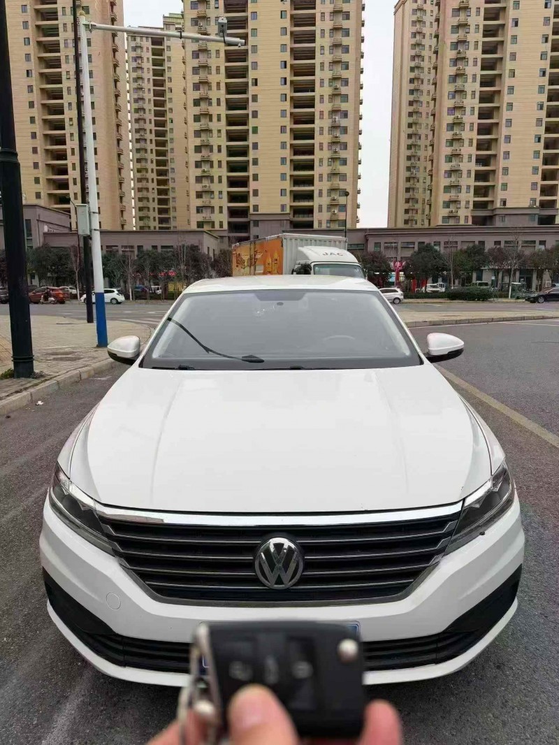 马鞍山21年大众朗逸1