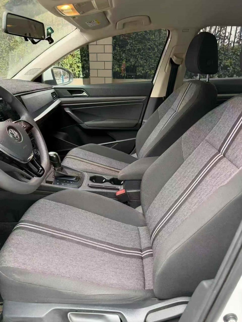 马鞍山21年大众朗逸4