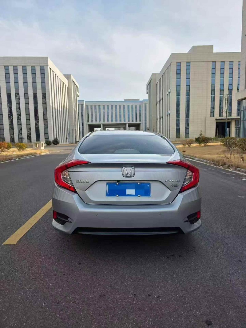 潍坊20年本田思域8