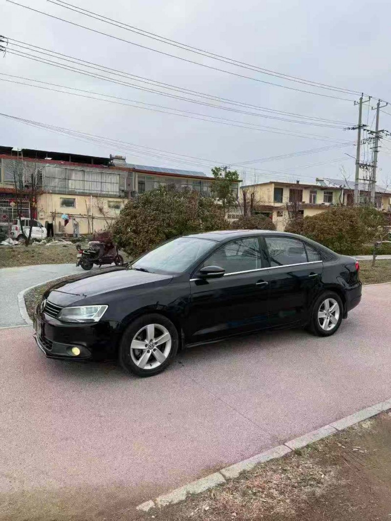 枣庄13年大众速腾2