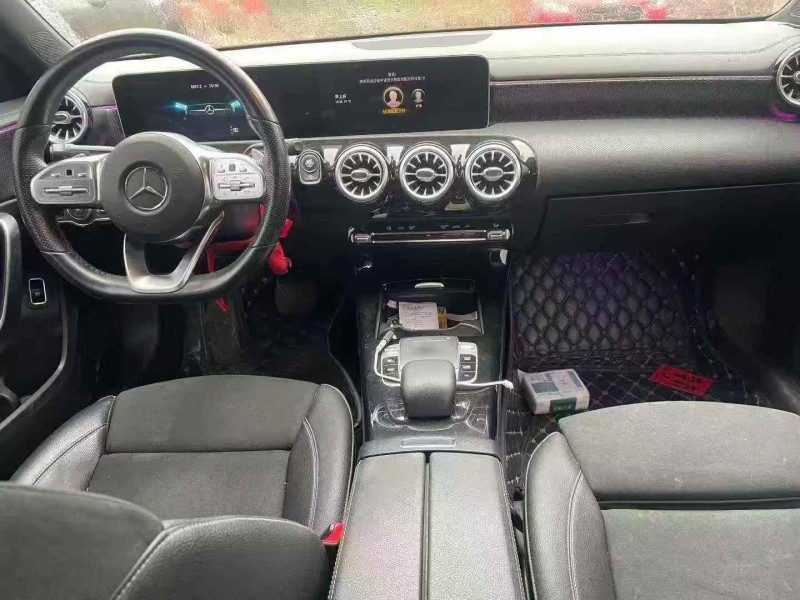 张家界19年奔驰A4