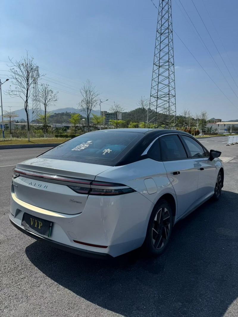 云浮23年传祺埃安S2