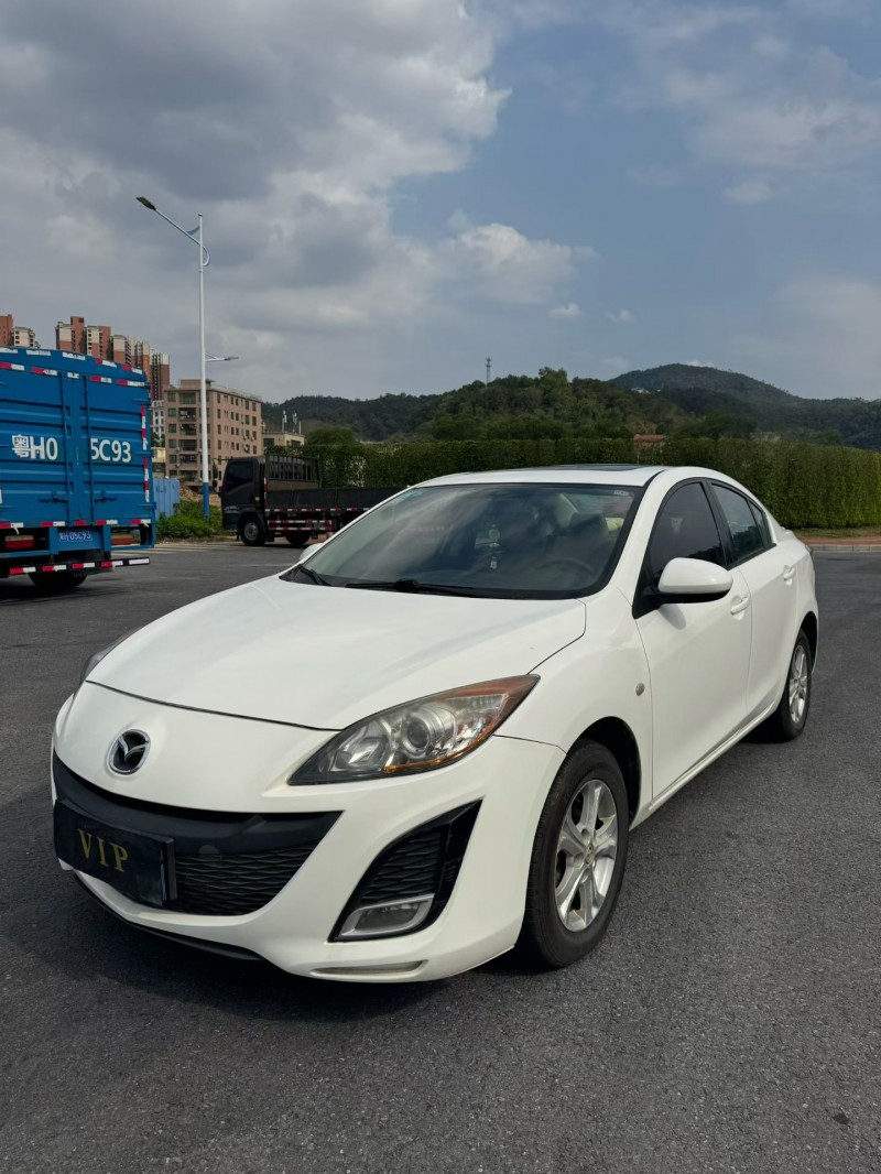 云浮12年马自达33