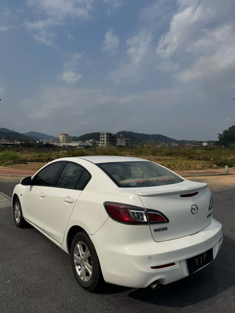 云浮12年马自达37