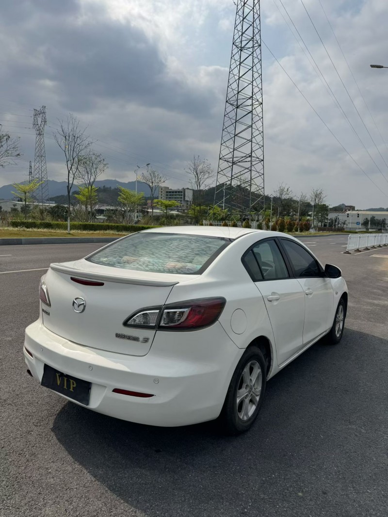 云浮12年马自达38