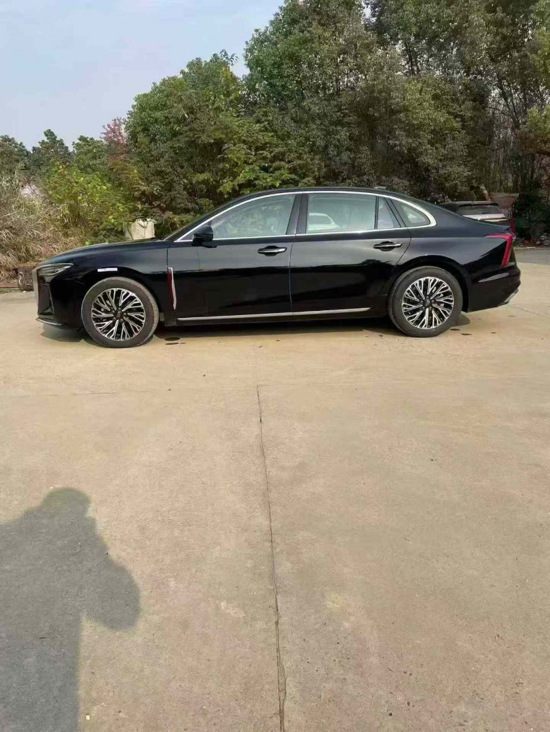 襄阳25年红旗H56