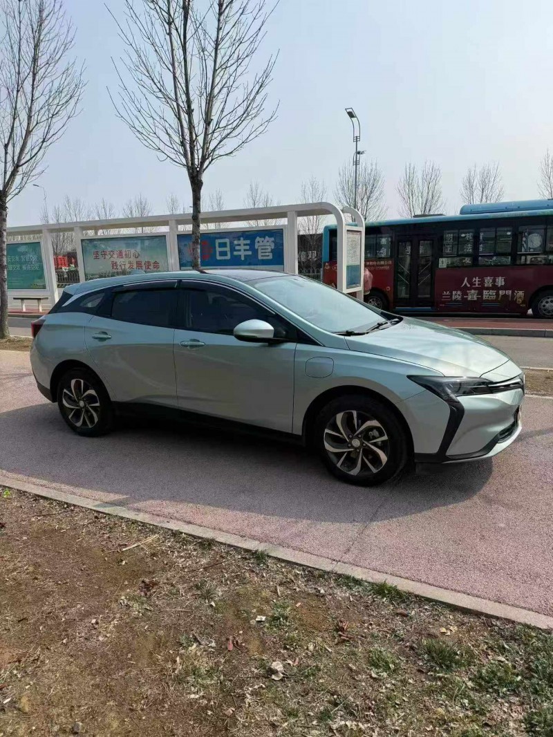 枣庄25年别克微蓝3